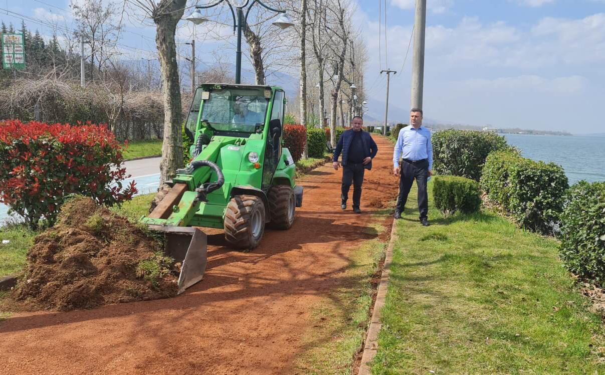 Sapanca’da Yürüyüş Yollarına Bahar Bakımı