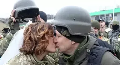 Savunma hattında evlilik