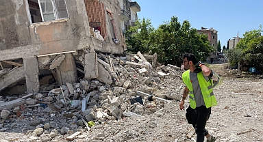 İnanılmaz Depremden 76 gün sonra bulundu