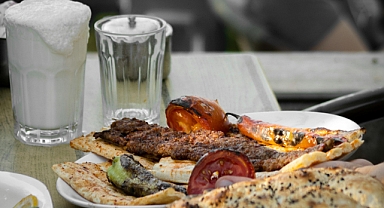 Bu muhteşem kebabı siz de yapabilirsiniz ama