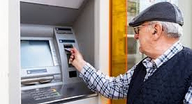 Emekliler şimdi yapılan bu zammı konuşuyor!