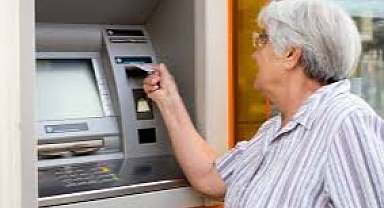 2025 Emekli Bayram İkramiyesi Ne Kadar Olacak? Zam Senaryoları ve Ödeme Tarihleri