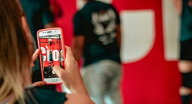Apple, iPhone 15 Pro'yu Yenilenmiş Olarak Daha Düşük Fiyatla Satışa Sunuyor