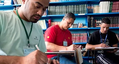 Bu cezaevinde mahkumlar kitap okudukça cezaları azalıyor!