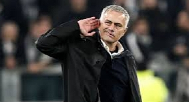 Dünya Basınında Galatasaray - Fenerbahçe Derbisi: Irkçılık Şaşkınlığı ve Mourinho'ya Şok Suçlama!