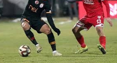 GALATASARAY, BEŞİKTAŞ’IN İSTEDİĞİ GENÇ YILDIZI KAPTI