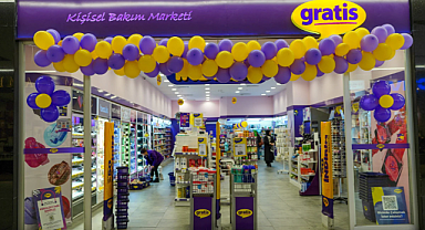 Gratis'in 15. Yılında 15 Kadına Otomobil Hediyesi! 