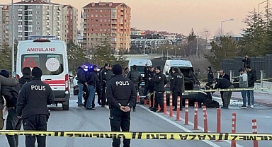 Konya'da Hastane Önündeki Otomobilde Patlama: 3 Aylık Bebek Hayatını Kaybetti