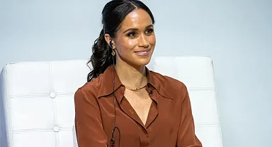 Bu Hafta Meghan Markle Hakkında Her Şey: St. Patrick Günü, Bahar Şıklığı, Bahçe Keyfi ve Yeni Projeler
