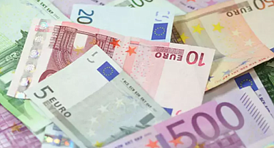 Euro Neden Yükseliyor? Almanya'nın Dev Yatırım Planı ve Trump'ın Belirsiz Ticaret Politikaları Euro'yu Rekor Seviyeye Taşıyor!