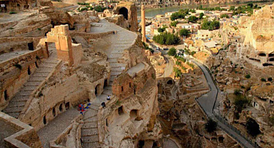 Hasankeyf Neden Sular Altında Kaldı? Ilısu Barajı'nın Tarihi Kent Üzerindeki Etkileri
