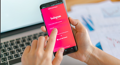 Instagram Mesajlarında Çift Dokunma Tepkisini Değiştirme: Adım Adım Rehber ve İpuçları