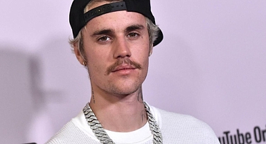 Justin Bieber, Hailey Bieber'ı Yeniden Takip Etti: Sosyal Medya Sessizliğini Bozan Hamle!