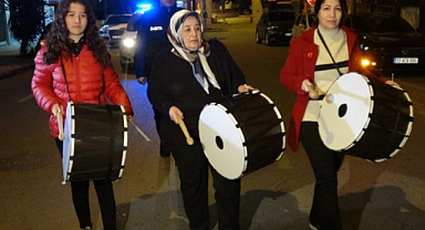 Mersin Erdemli'de Kadın Ramazan Davulcuları Göreve Başladı
