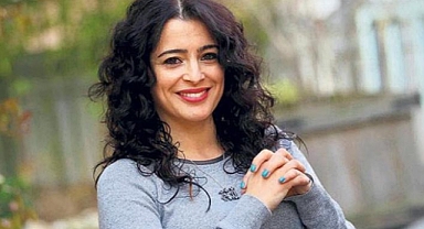Mine Çayıroğlu 22 Yıl Sonra Tiyatro Sahnesinde: 