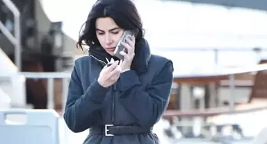 Nesrin Cavadzade'nin Bebek Sahilindeki Gizemli Telefon Görüşmesi |
