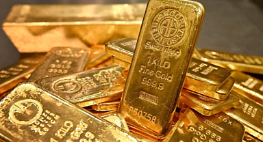 Altın Fiyatları Rekor Üstüne Rekor Kırıyor! Ons Altın Neden 3245 Doları Gördü ve Yeni Zirveler Gelir mi?