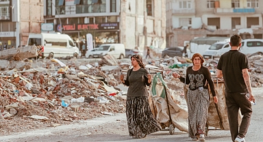 EVİMİN ALTINDAN FAY HATTI GEÇİYOR MU? 45 il ve 110 ilçe risk altında! İşte MTA Diri Fay Haritası ve Kuzey Anadolu Fay Hattı güzergahı
