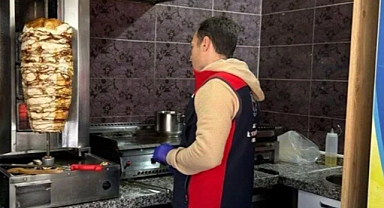Tavuk Döner Alarmı: İşletmelere Baskınlar Sürüyor! Zehirlenme Riski Artarken Denetimler Yoğunlaşıyor Mu?