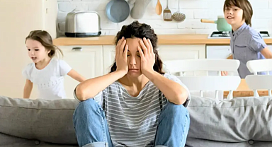 Ailedeki Görünmez Yük En Çok Kimin Omuzlarında? Zihinsel Emek Neden Eşit Paylaşılmıyor?