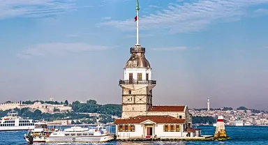 Kızkulesi depremde çökebilirmiş! Bakan'dan çarpıcı açıklamaları Gazeteci Fatih Çekirge köşesine taşıdı