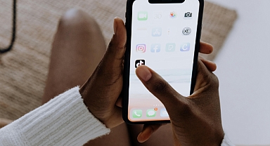 TikTok’ta Yeni Tehdit: Yapay Zekâ Destekli Sahte Videolarla Dolandırıcılık!