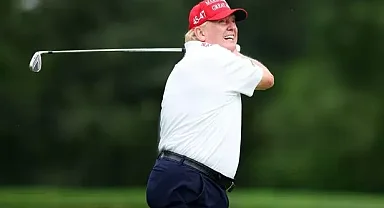 ABD Başkanı Golf Oynarken Kararını Verdi: İran’a Saldırının Perde Arkası