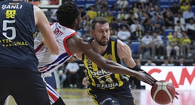 Fenerbahçe Beko Finale Göz Kırpıyor! Bahçeşehir Koleji ile Kıran Kırana Mücadele Bu Akşam