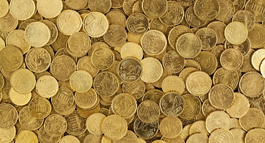 Gram Altın Rekor Kırdı! Yıl Sonunda Kaç TL Olacak? Ons Altın Ne Kadar Olur? Jeopolitik Riskler Altını Nereye Taşır?