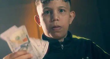 Kaos Show’un ‘Altın Çocuk’ Ahmet’i: Kimdir, Nereli, Neden Gündemde?