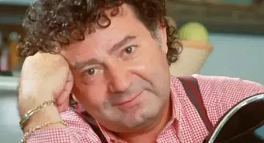 Kayahan’ın Hayatı Film Oluyor! Kayahan’ı Taner Ölmez, Kızını Eda Ece Canlandıracak