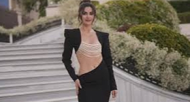 Nesrin Cavadzade yaz tatiline nerede başladı? Hindistan cevizli bikinili paylaşımı neden olay oldu?