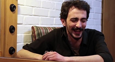 Prens Dizisi Kerem Özdoğan Kimdir, Evli Mi? Eşinin Sezon Finaline Tepkisi Neden Gündem Oldu?