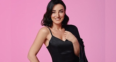 Sevcan Orhan Kimdir? Sahnedeki Fenalaşması Gündem Oldu