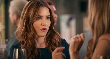 Sophia Bush Kimdir? One Tree Hill'in Fenomen Brooke'u, Güçlü Bir Aktivist ve Çok Yönlü Bir Aktris!