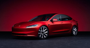 ​​​​​​​Trump Tesla’sını Satıyor: Elon Musk ile İpler Koptu, İkinci El Tesla Fiyatları Düşüşte!
