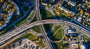 Türkiye Genelinde Yol Alarmı: 10'dan Fazla Bölgede Trafik Akışı Değişti – İşte Kapanan Yollar ve Alternatif Güzergâhlar