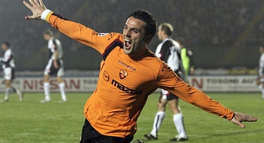 Vay Be Montella! Bir Zamanlar Sahaların Uçan Golcüsüydü – İşte Montella'nın En Güzel Golleri ve Çalımları