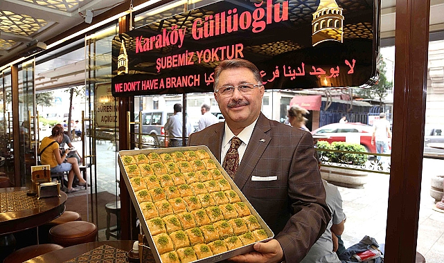 Güllüoğlu Baklavaları Nedir, Nerede, Tarihçesi Nedir? En Orijinal Güllüoğlu Hangisi ve Özelliği Ne?