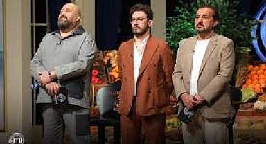 MasterChef’te Olaylı Gece! Mehmet Şef’i Çıldırtan Soru ve Künefe Düellosunun Kazananı