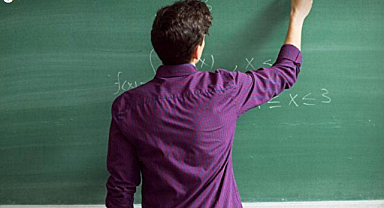 MEB'den Öğretmenlere Mazerete Bağlı Yer Değiştirme Müjdesi: İl Dışı Tayin Şartları Neler, Tercih Süreci Nasıl İşleyecek?