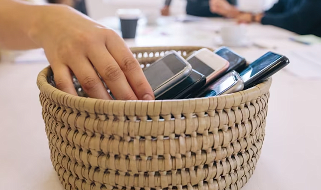 Dijital Dikkat Dağınıklığının Asıl Sebebi Telefonunuz mu, Alışkanlıklarınız mı?