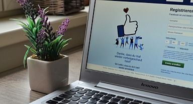 Facebook 14 Ağustos 2025’te mi Çöktü? ABD Genelinde Giriş ve Uygulama Sorunları Bildirildi