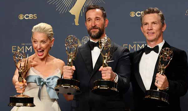 2025 Emmy Ödülleri'nde hangi diziler ve oyuncular ödül aldı? İşte kazananların tam listesi