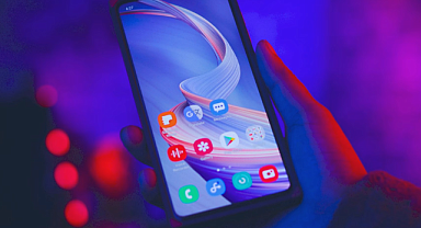Akıllı Telefonlarda OLED, AMOLED ve LCD Ekran Teknolojileri Arasındaki Farklar Nelerdir?
