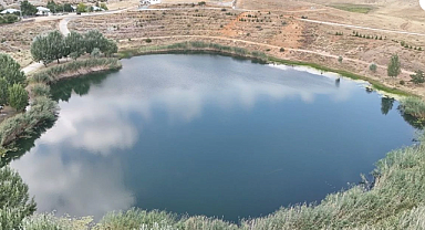 Efsanelerle Dolu Sular: Dipsizgöl ve Eğrigöl Neden Bu Kadar Gizemli?