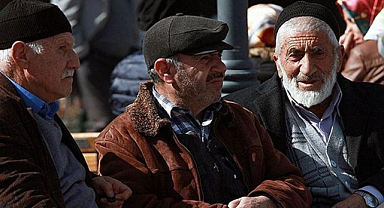 65 Yaş Üstü Emeklilere Hangi Ücretsiz Hizmetler Sunuluyor? Kimlik Kartıyla Yararlanabileceğiniz Avantajlar