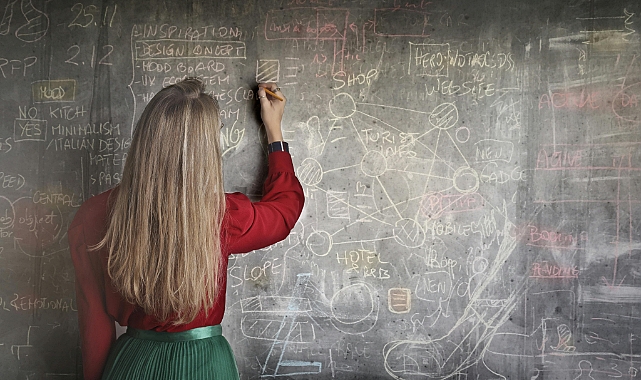 MEBİ’de “dijital içerik” ve “dijital deneme” nedir? Kimler kullanabilir, ne işe yarar?