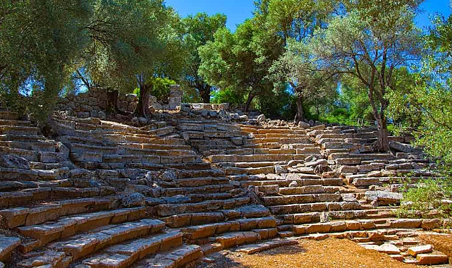 Sedir Adası’nda Kleopatra Plajı Nasıl Oluştu?