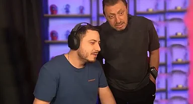 SON DAKİKA | Yayıncı Ataberk Doğan, canlı yayında deprem uyarısını görüp 